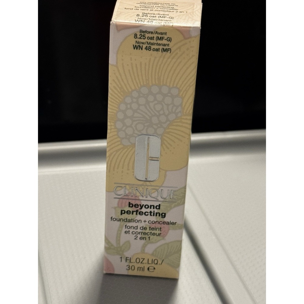 Clinique beyond perfecting foundation+concealer 1 FL Wn48 Oat(MF) NIB‎